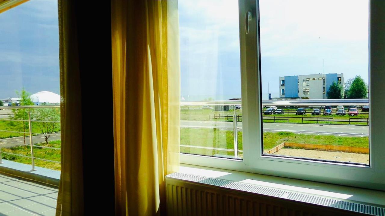 Alcomar Apartment - Summerland Mamaia Exteriér fotografie